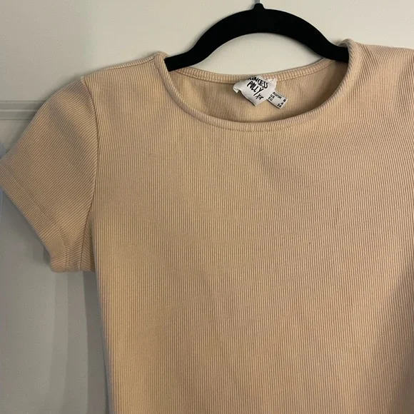 Princess Polly Classic Crop Tee - Picture 2 of 2